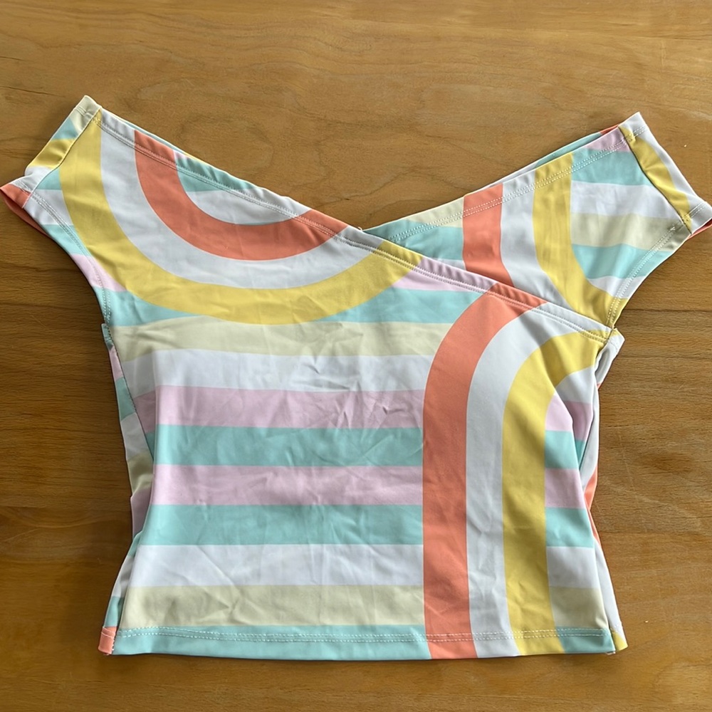 Kortni Jeane top